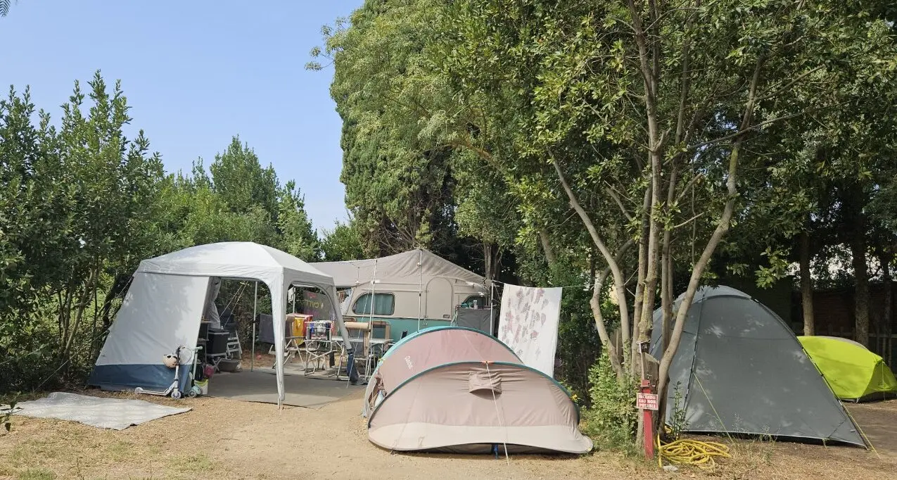 emplacement tente camping narbonne