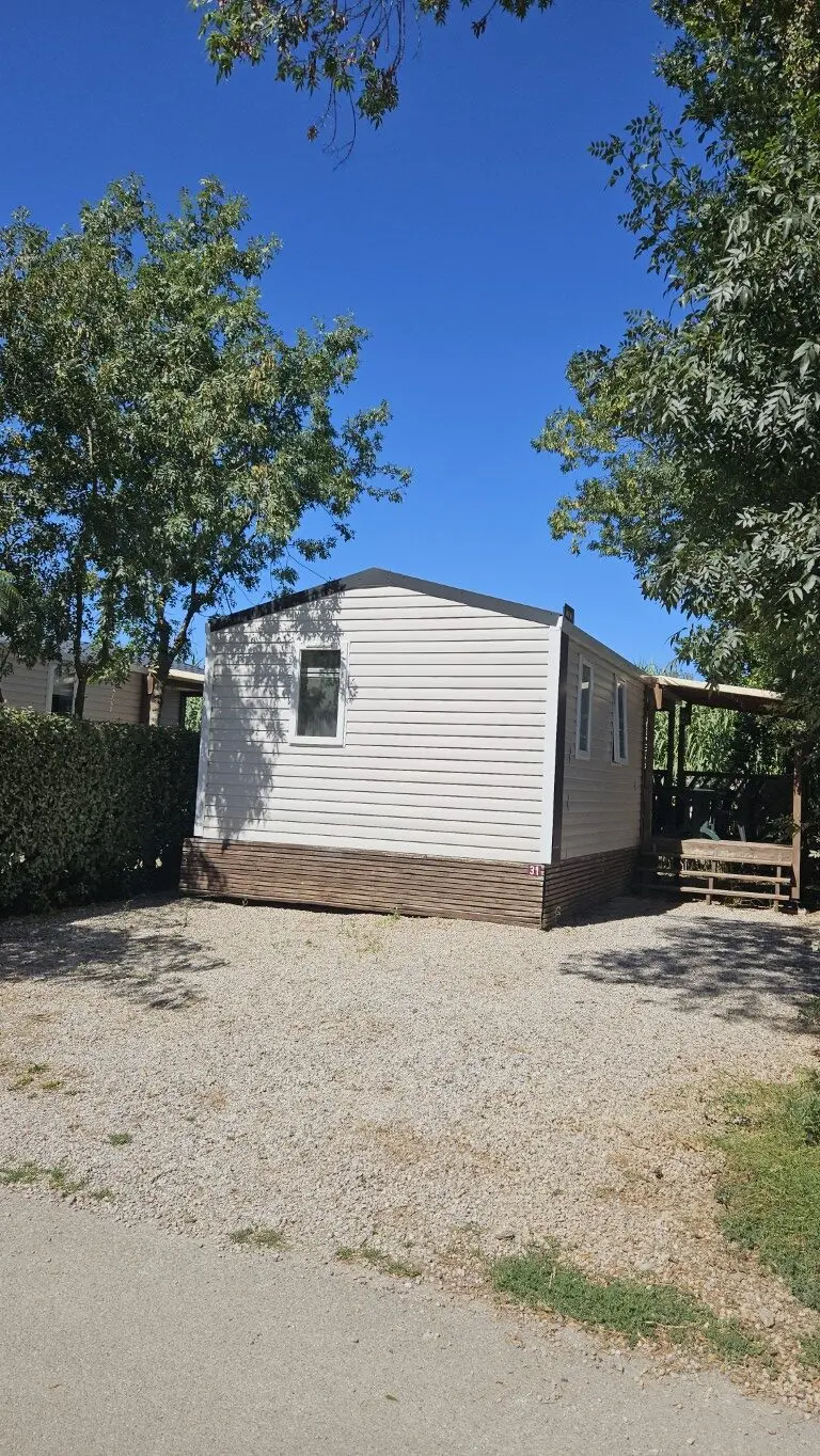 empl32-campinglesfloralys-narbonne