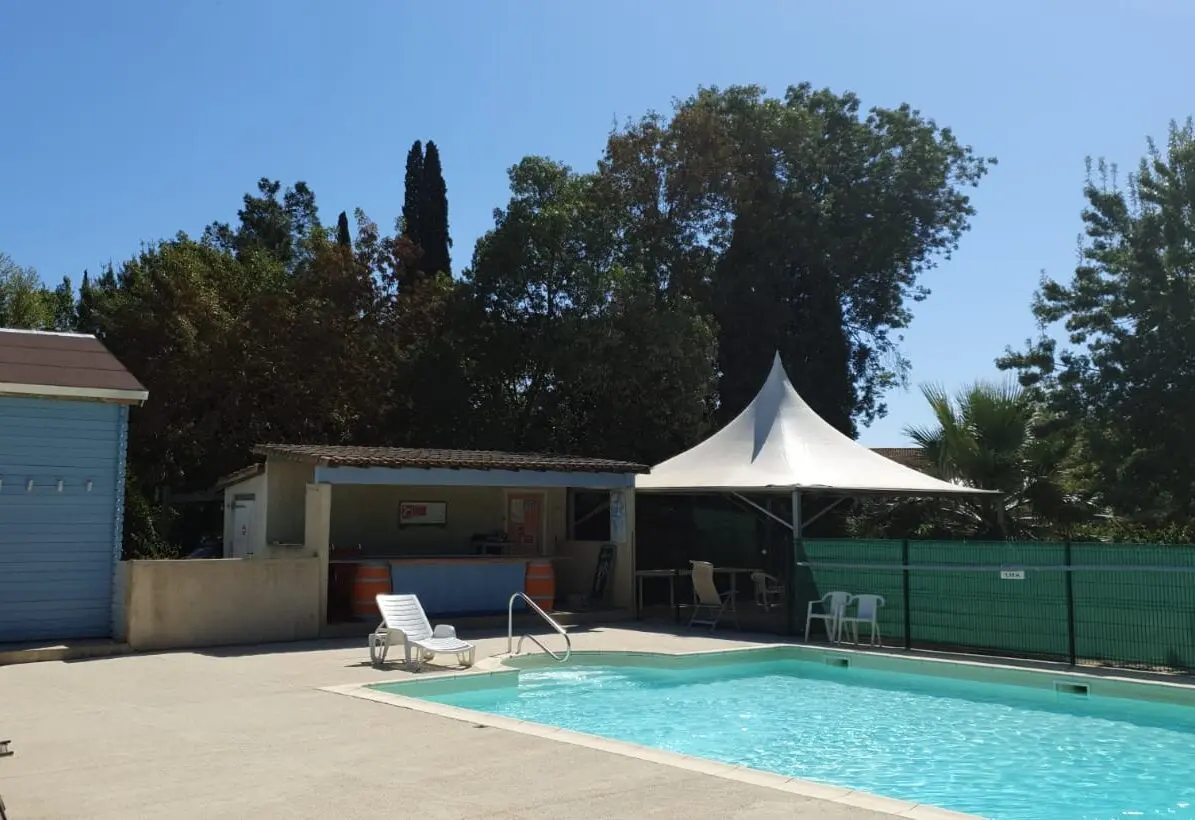 piscine-campinglesfloralys-narbonne