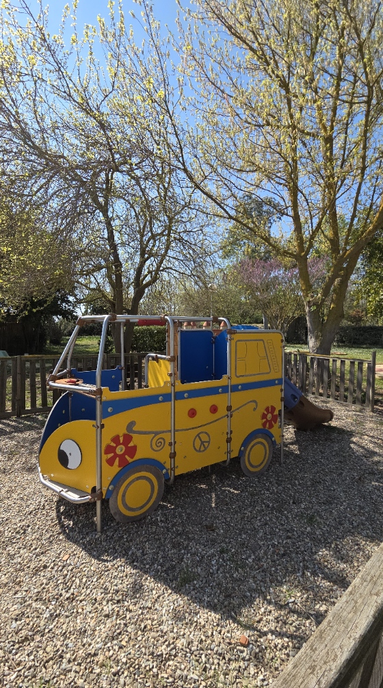 aire combi camping les floralys narbonne