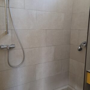 double douche camping les floralys narbonne