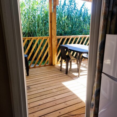 Location de mobil-home avec terssase ombragé au calme à Narbonne